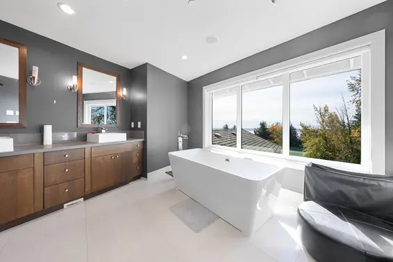 2611 Chelsea Court, West Vancouver For Sale - image 39