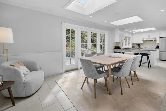 5478 Greenleaf Road, West Vancouver For Sale - image 14