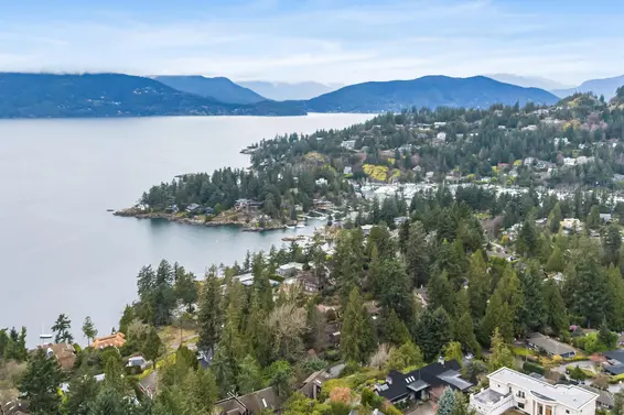 5478 Greenleaf Road, West Vancouver For Sale - image 36