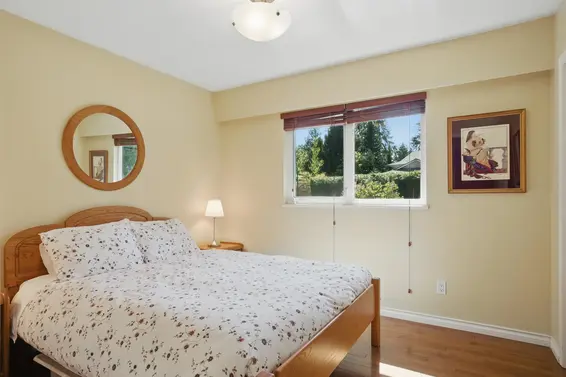 3670 Rutherford Crescent, North Vancouver For Sale - image 11