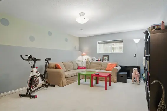 3670 Rutherford Crescent, North Vancouver For Sale - image 20
