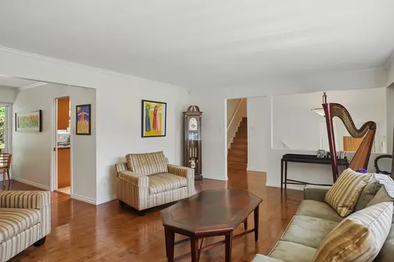 3670 Rutherford Crescent, North Vancouver For Sale - image 7