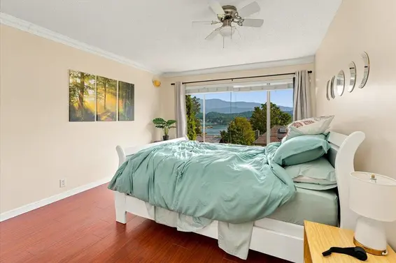 787 Roslyn Boulevard, North Vancouver For Sale - image 34