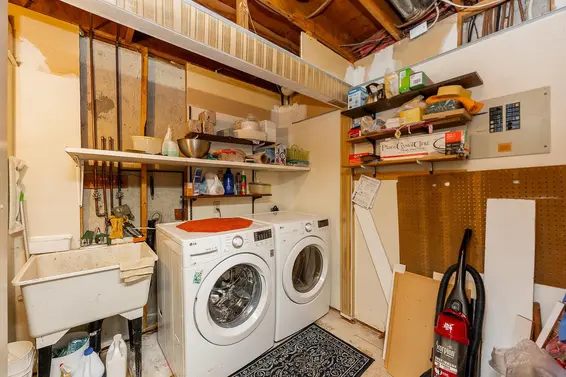 1976 Purcell Way, North Vancouver For Sale - image 25