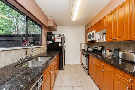 1976 Purcell Way, North Vancouver For Sale - image 35