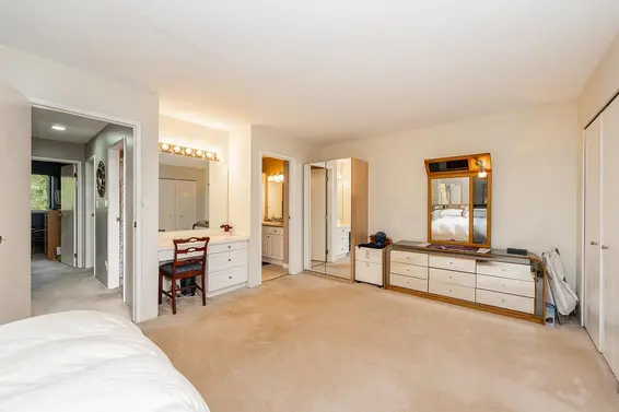 1976 Purcell Way, North Vancouver For Sale - image 9