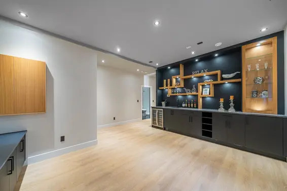 214 West 24th Street, North Vancouver For Sale - image 32