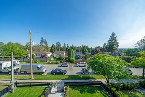 214 West 24th Street, North Vancouver For Sale - image 6