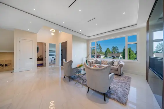 214 West 24th Street, North Vancouver For Sale - image 9