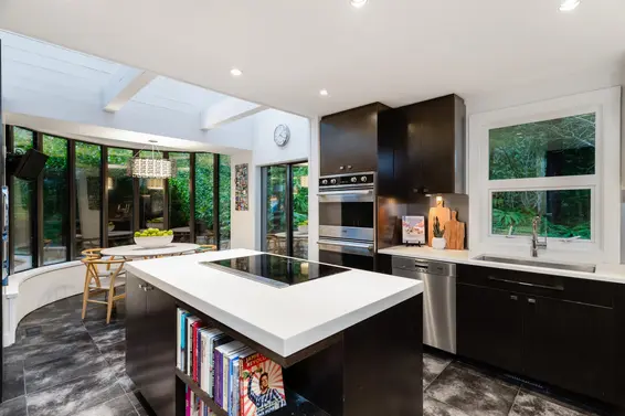 470 Timbertop Drive, Lions Bay For Sale - image 14