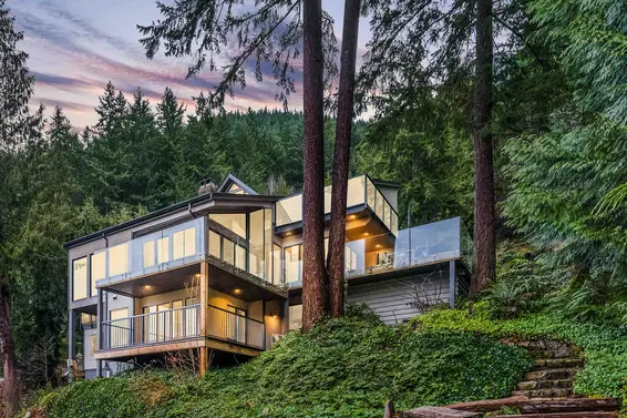 470 Timbertop Drive, Lions Bay For Sale - image 2