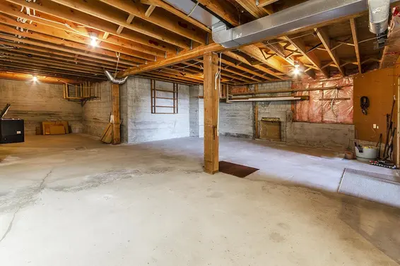 6760 Batchelor Bay Place, West Vancouver For Sale - image 39