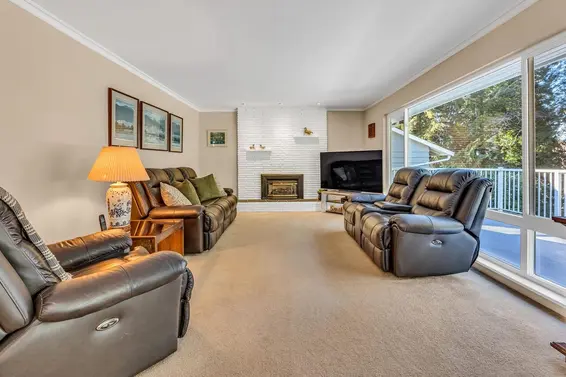 2251 Berkley Avenue, North Vancouver For Sale - image 4