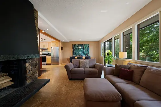 2344 Hyannis Drive, North Vancouver For Sale - image 16