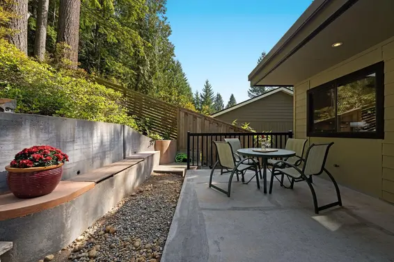 2344 Hyannis Drive, North Vancouver For Sale - image 18