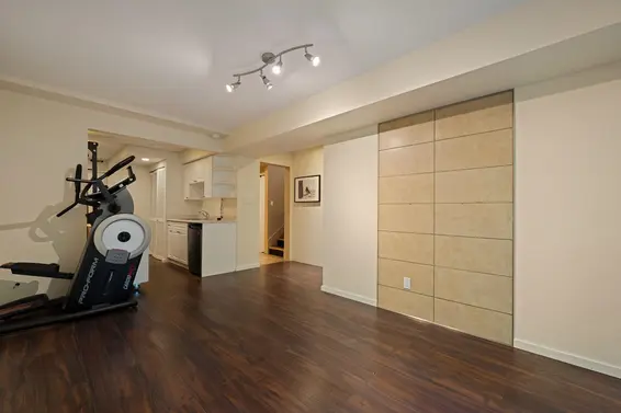 2344 Hyannis Drive, North Vancouver For Sale - image 33