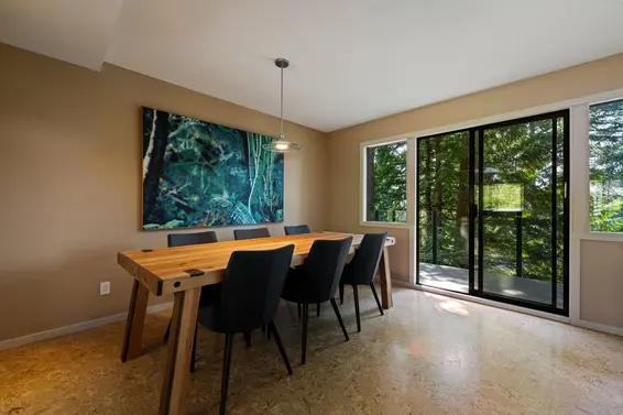 2344 Hyannis Drive, North Vancouver For Sale - image 5