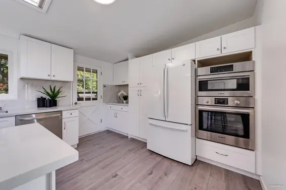667 Plymouth Drive, North Vancouver For Sale - image 11