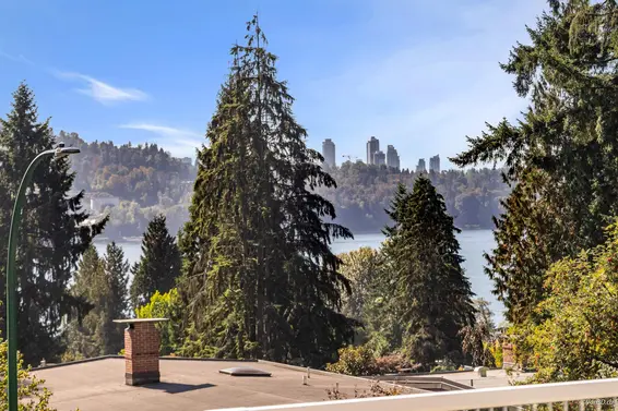 667 Plymouth Drive, North Vancouver For Sale - image 13
