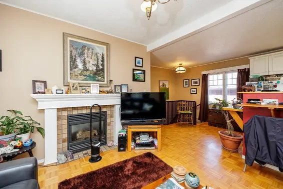 123 East Kings Road, North Vancouver For Sale - image 11