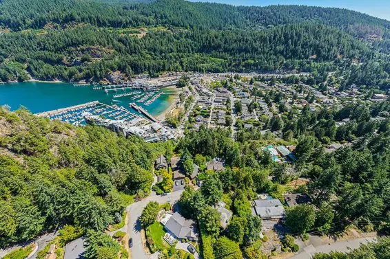6680 Wellington Avenue, West Vancouver For Sale - image 30