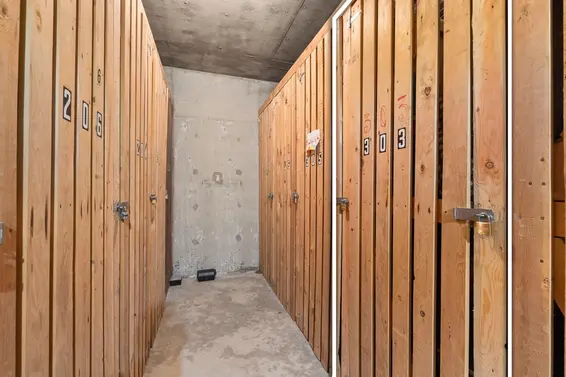 303 120 East 5th Street, North Vancouver For Sale - image 25