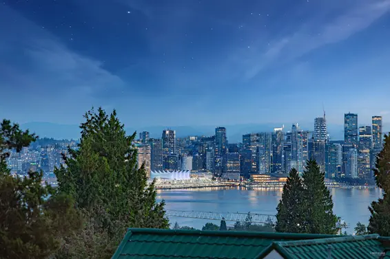 325 East 29th Street, North Vancouver