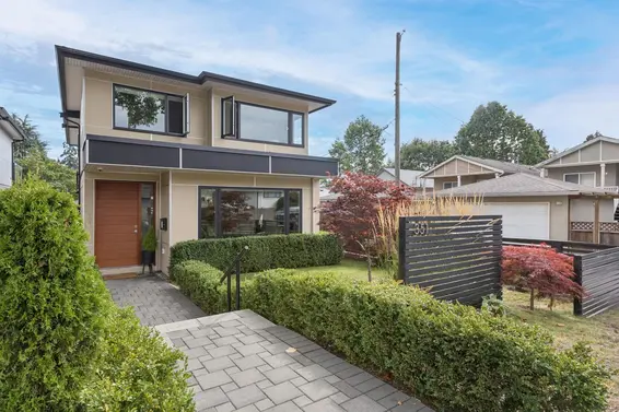 351 West 21st Street, North Vancouver For Sale - image 2