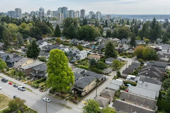 351 West 21st Street, North Vancouver For Sale - image 38