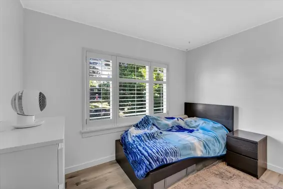 135 East 27 Street, North Vancouver For Sale - image 14