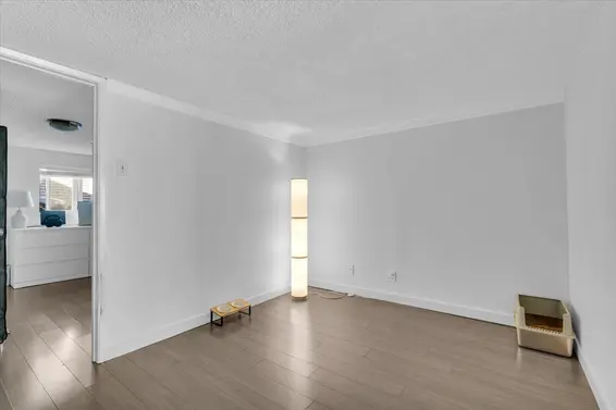 135 East 27 Street, North Vancouver For Sale - image 19