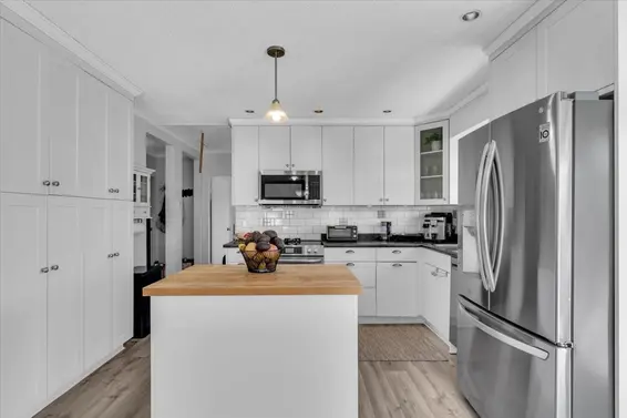 135 East 27 Street, North Vancouver For Sale - image 9