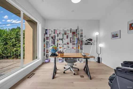 2175 Kings Avenue, West Vancouver For Sale - image 18