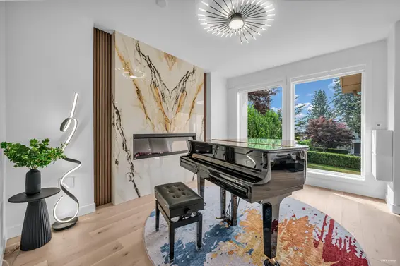 2175 Kings Avenue, West Vancouver For Sale - image 9