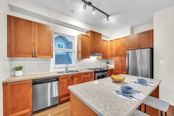 717 Premier Street, North Vancouver For Sale - image 14