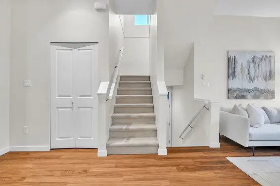 717 Premier Street, North Vancouver For Sale - image 16