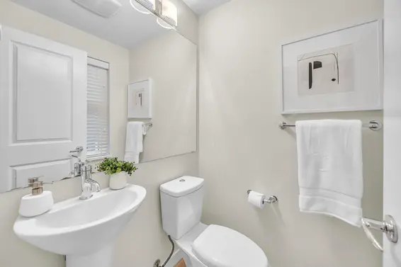 717 Premier Street, North Vancouver For Sale - image 31