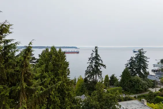 4043 Rose Crescent, West Vancouver For Sale - image 37
