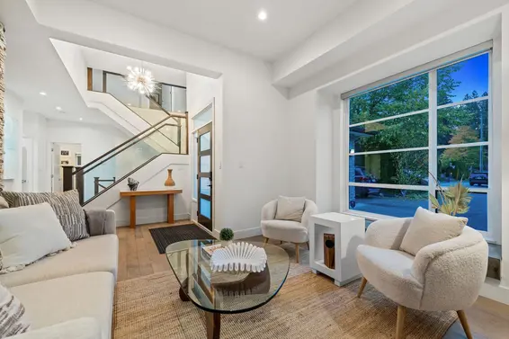 2775 Lyndene Road, North Vancouver For Sale - image 7