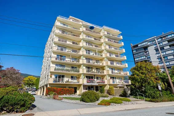 305 2187 Bellevue Avenue, West Vancouver