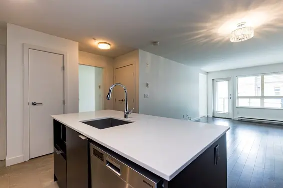 302 1677 Lloyd Avenue, North Vancouver For Sale - image 3