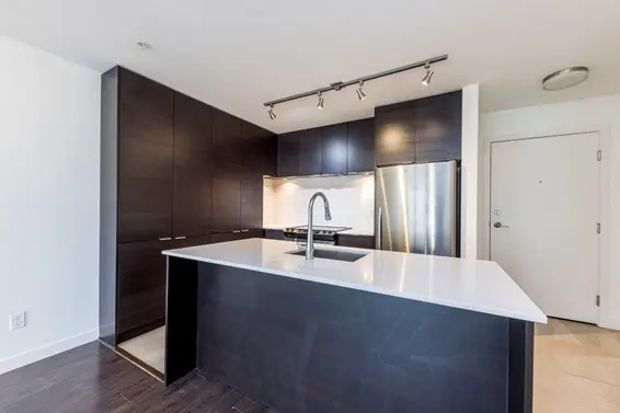 302 1677 Lloyd Avenue, North Vancouver For Sale - image 5