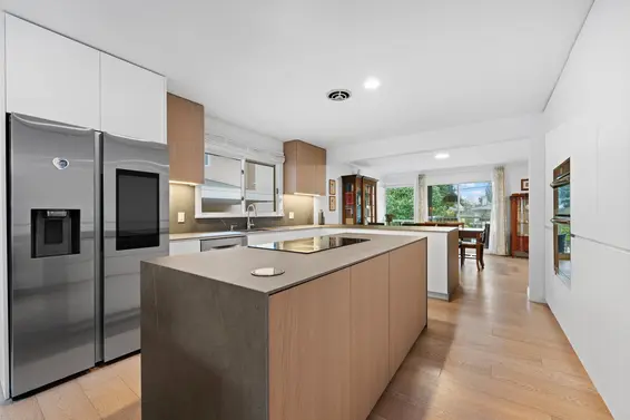 6422 Douglas Street, West Vancouver For Sale - image 11