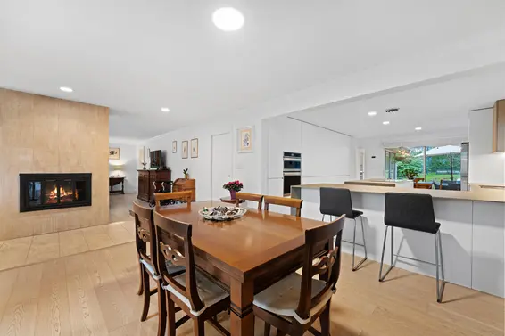 6422 Douglas Street, West Vancouver For Sale - image 16