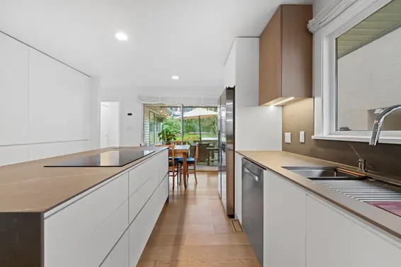 6422 Douglas Street, West Vancouver For Sale - image 8