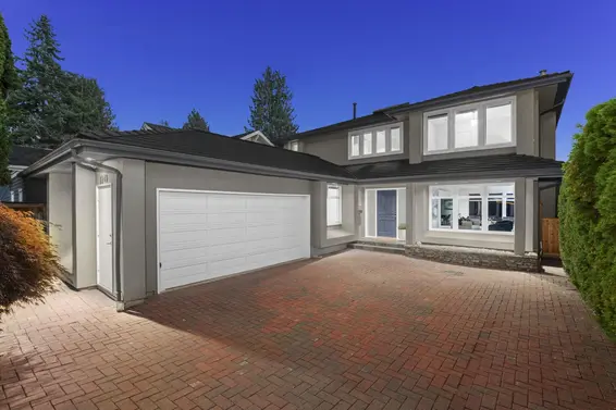 2240 Kings Avenue, West Vancouver For Sale - image 2