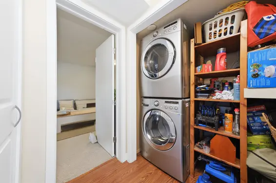 1911 Deep Cove Road, North Vancouver For Sale - image 34