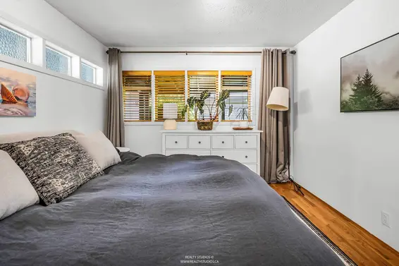 947 Evergreen Place, North Vancouver For Sale - image 19