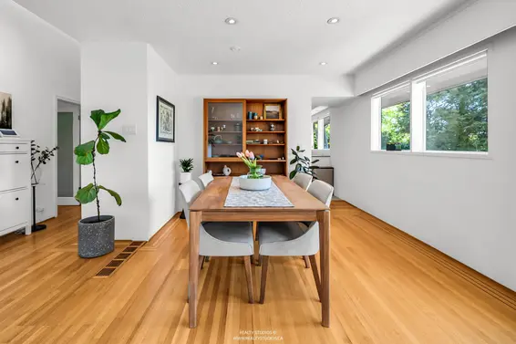 947 Evergreen Place, North Vancouver For Sale - image 6