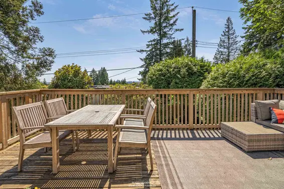 947 Evergreen Place, North Vancouver For Sale - image 8